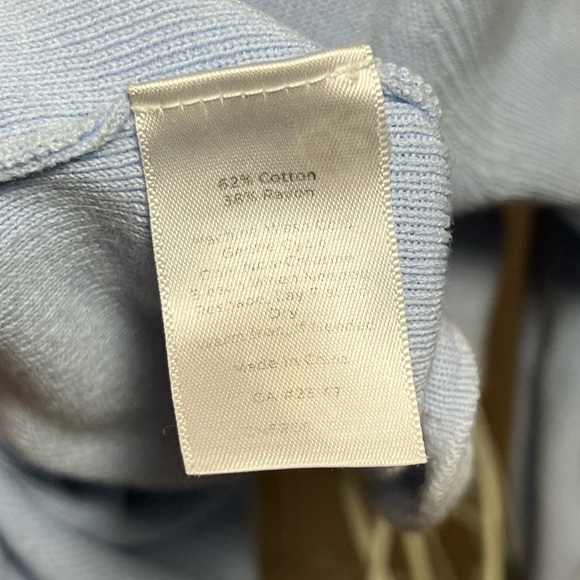 TALBOTS 3/4 Sleeve Top - Light/Baby Blue - Size Medium Petit - Great Condition! - Picture 6 of 7